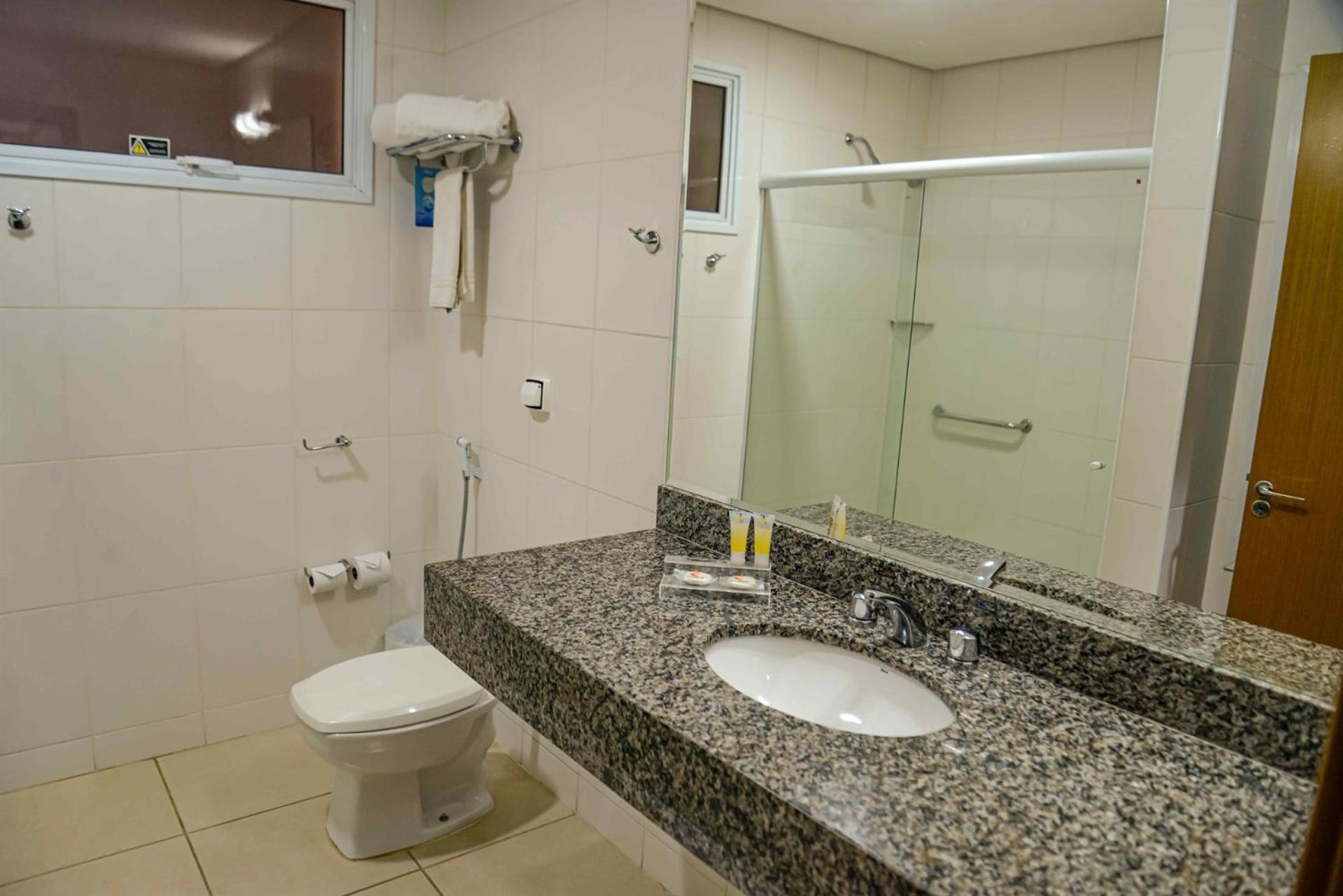 Comfort Hotel Bauru Buitenkant foto